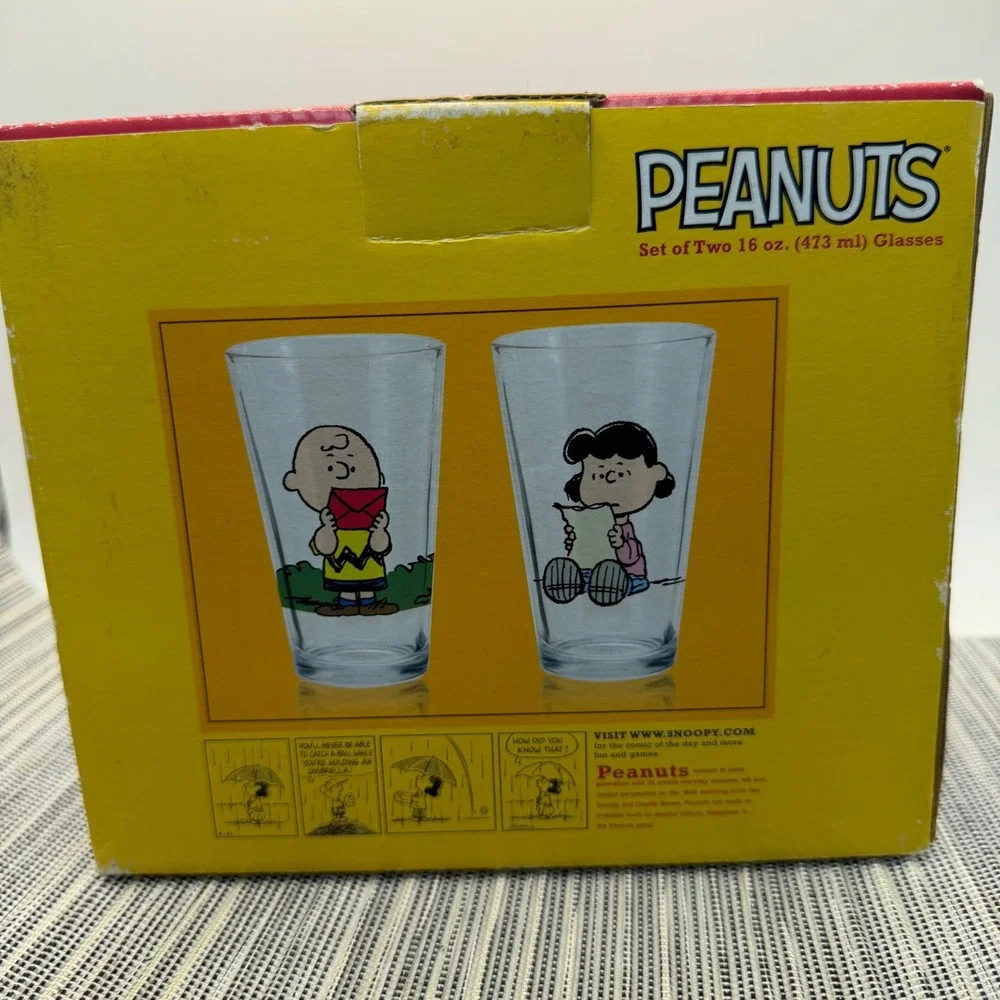 Peanuts Charlie Brown Lucy 16oz Glass Set of 2 Vandor 54561 Vintage Style Boxed